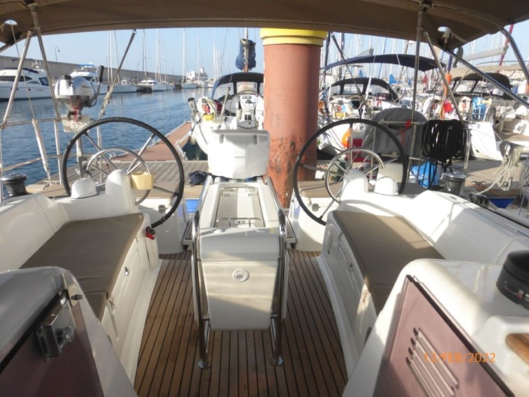 Sailboat rental in Palma de Mallorca - Jeanneau Sun Odyssey 419