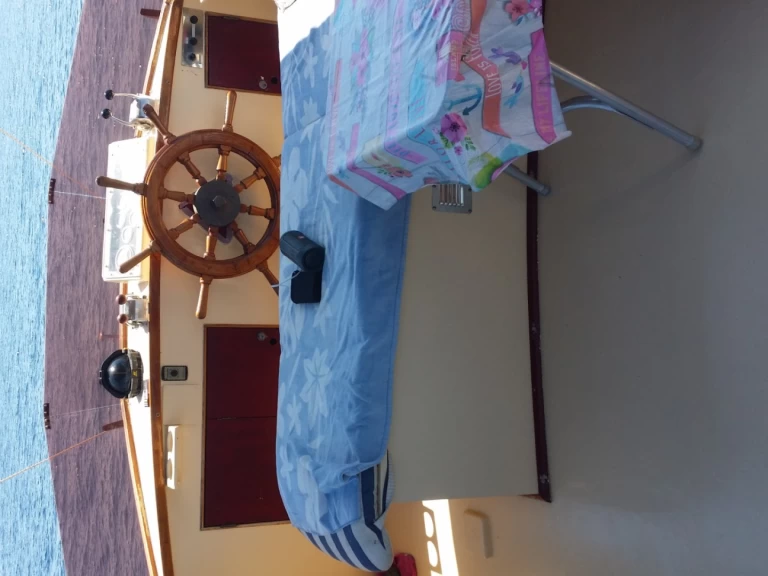 Motorboat rental in Cannes - Grand-Banks-36 GRAND BANKS