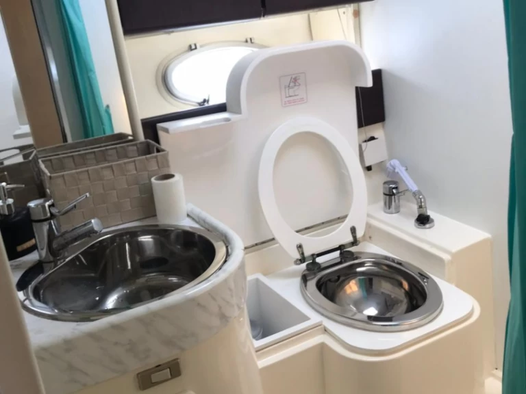 Luxury Yacht rental in Ornos - Cranchi Mediterranee 44