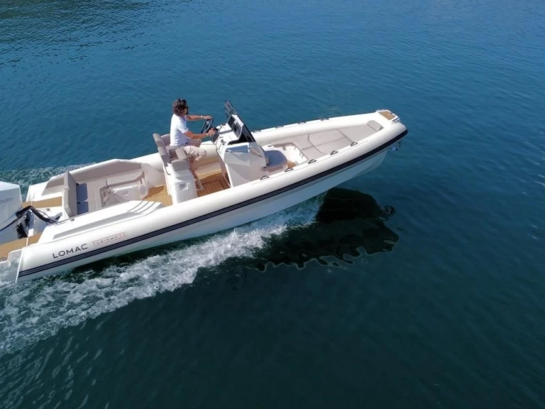 Bareboat Rental RIB Lomac with a boat licence