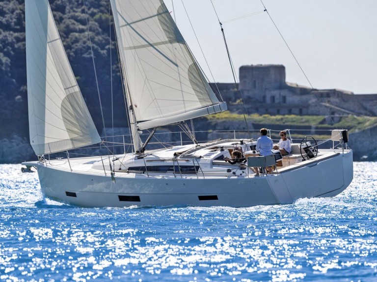Yacht charter Skradin cheap Dufour 430