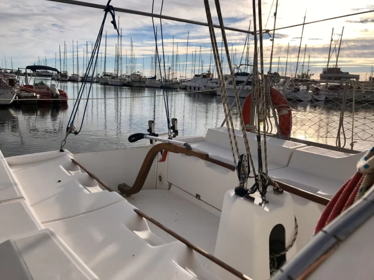 Jeanneau Sun Fast 26 in Port de La Ràpita on SamBoat