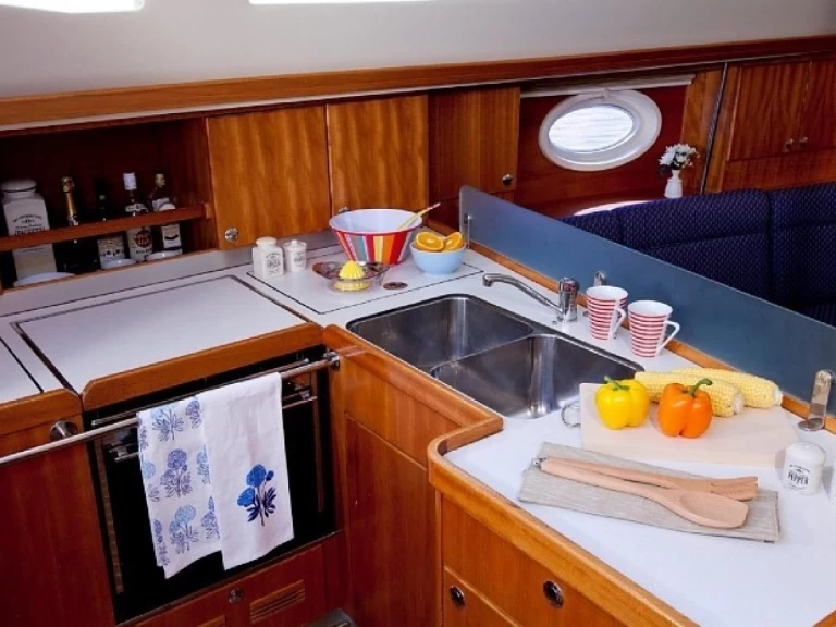 Boat rental Elan Impression 434 in Lefkáda on Samboat