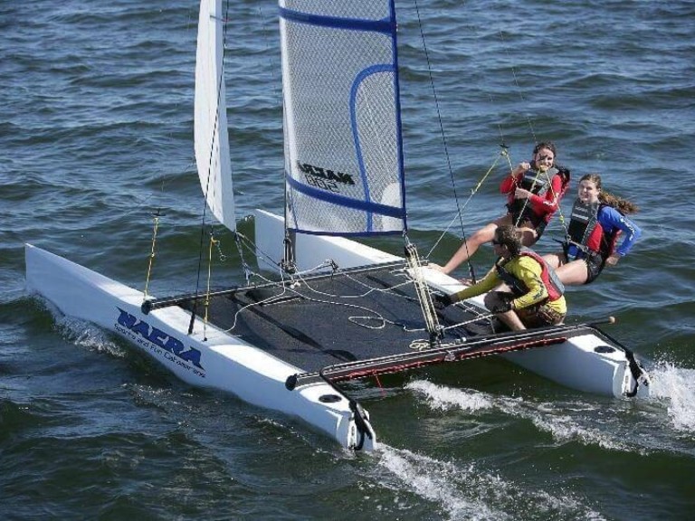 Yacht charter Carnac cheap 500 FUN