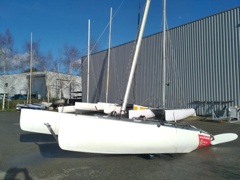 Bareboat Rental Catamaran Nacra with a boat licence
