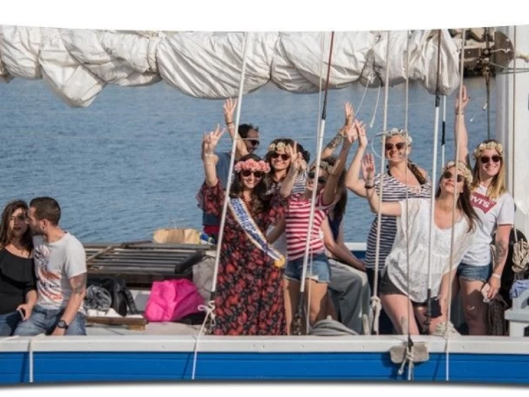 Sailboat rental in Marseille - CHANTIER NAVAL AVERSA AVERSA 23