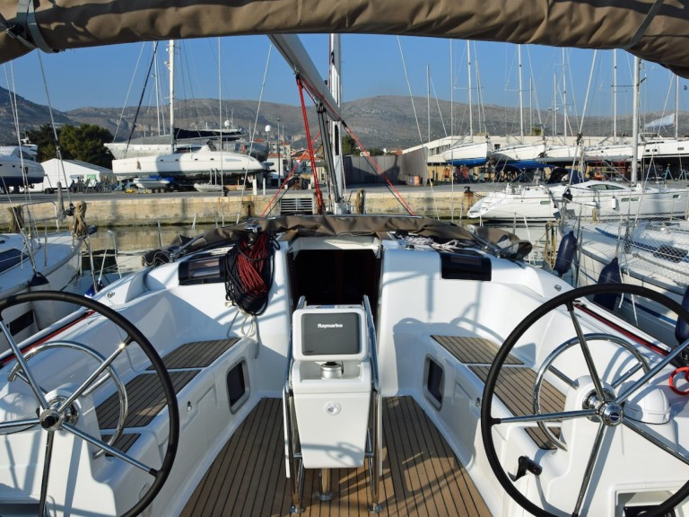 Sailboat rental in Seget Donji - Jeanneau Sun Odyssey 449