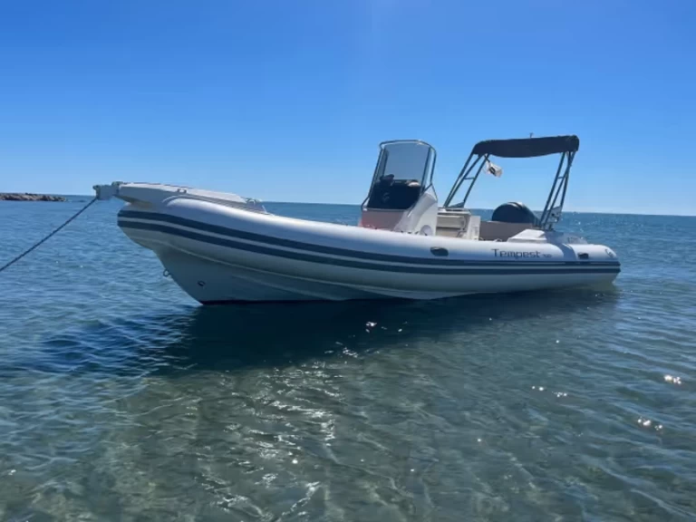 RIB for rent Lège-Cap-Ferret at the best price