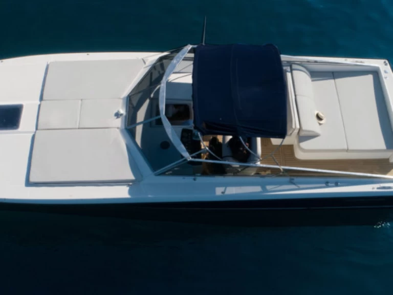 Yacht charter Sorrento cheap Itama 38