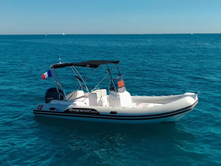 RIB rental with or without captain Capelli Saint-Cyprien