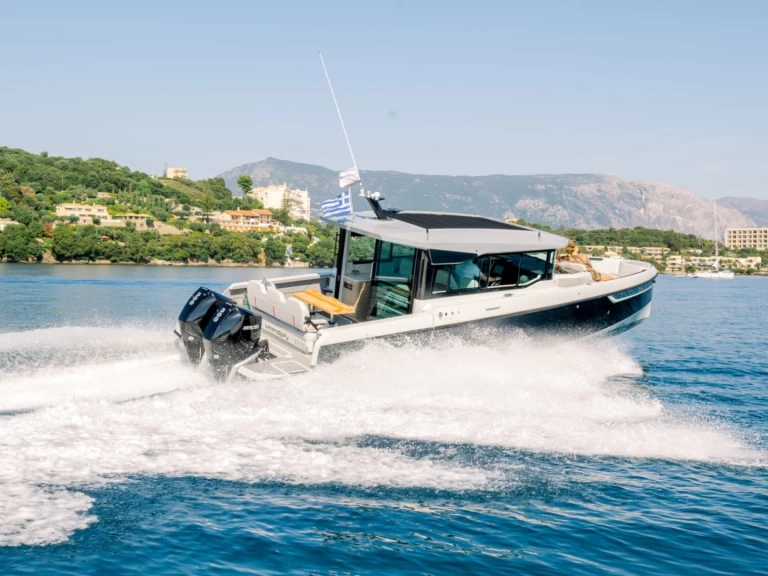 Motorboat rental with or without captain Saxdor Gouvia