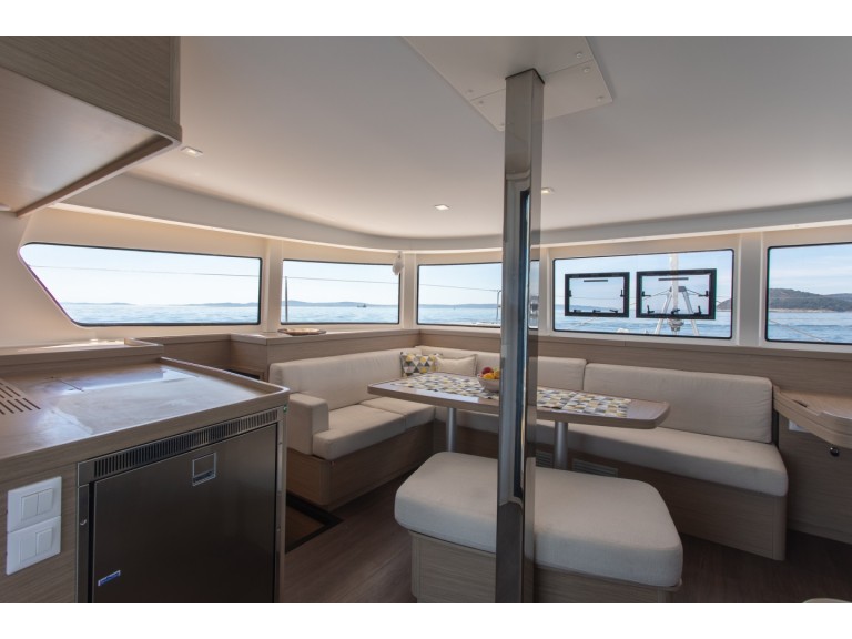 Rent a Lagoon Lagoon 42 Rogoznica