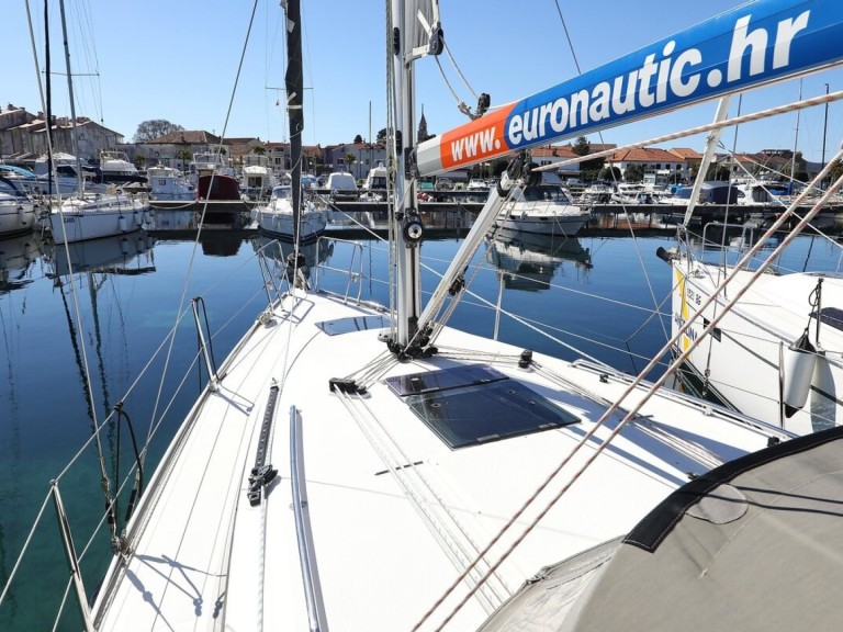 Bavaria Cruiser 34 charter bareboat or captained in  Pirovac