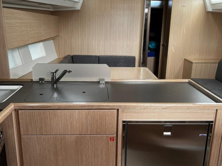 Sailboat rental in Vrsar - Bavaria Bavaria C45