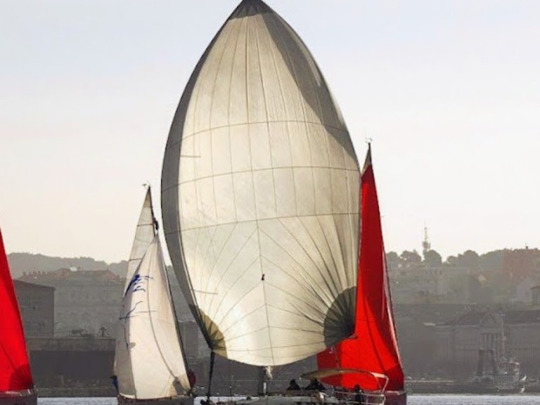 Sailboat rental in Pula - Bénéteau First 35