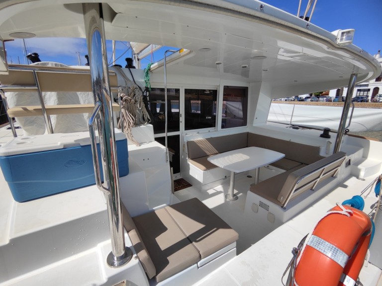 Catamaran for rent Ayamonte at the best price