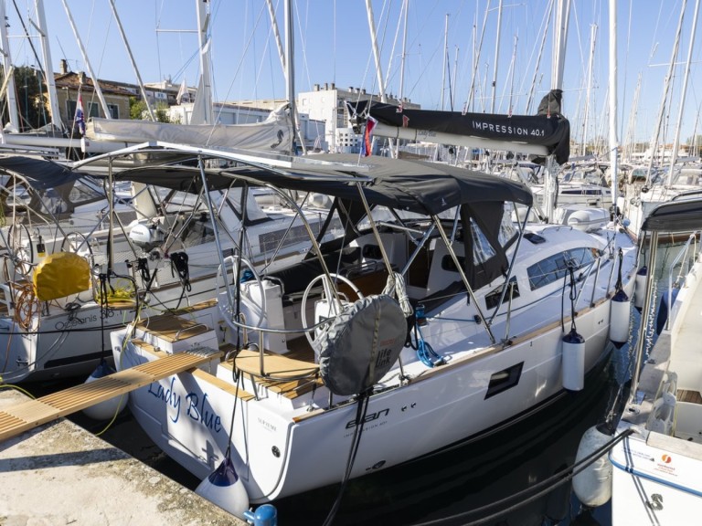 Rent a Elan Impression 40.1 Zadar