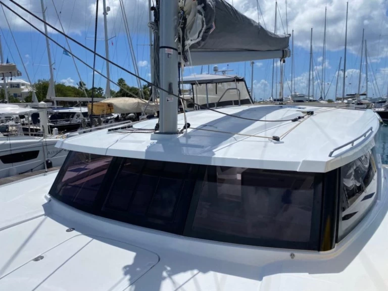 Rent a Fountaine Pajot Isla 40 Road Town