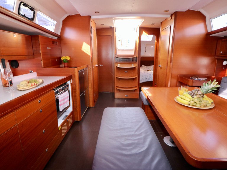 Sailboat rental with or without captain Dufour Kaštela