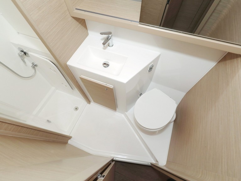 Catamaran for rent Sukošan at the best price