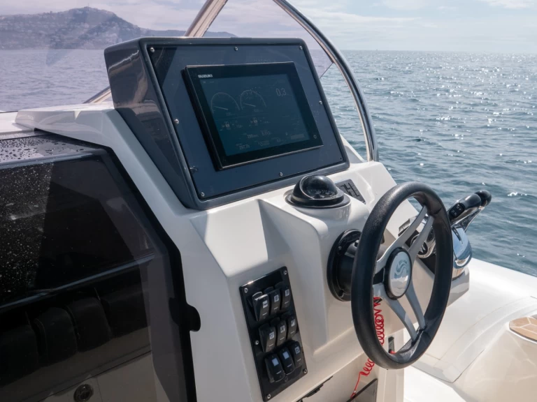 Capelli Tempest 1000 Open in Roses on SamBoat