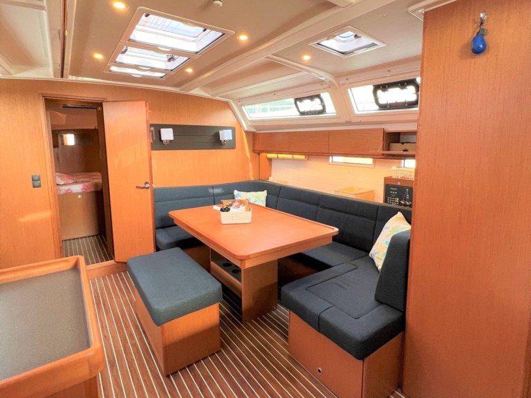 Sailboat for rent Split at the best price