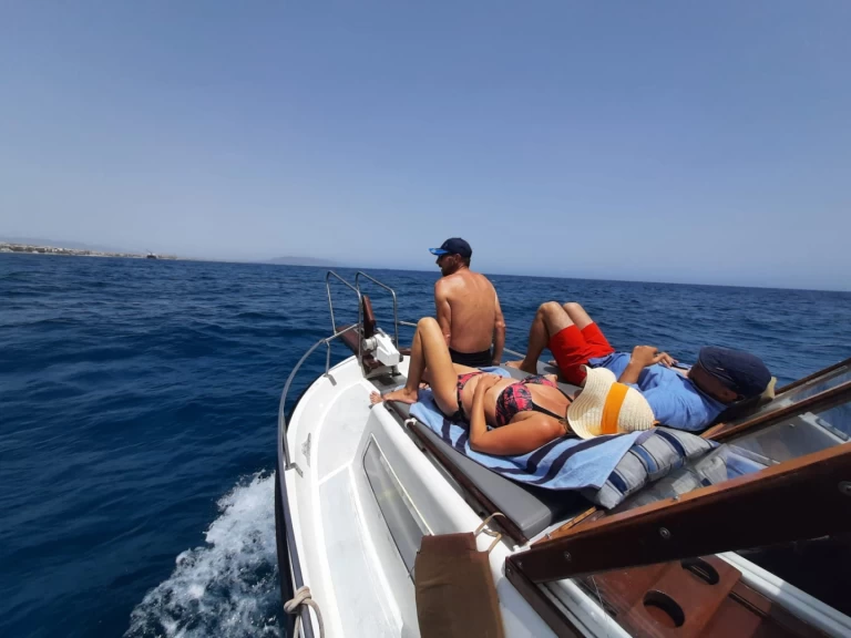 Rent a Menorquin-Yachts Menorquina 500 Garrucha