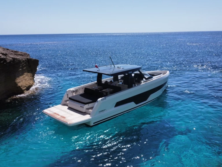 Boat rental Fjord 41XL in Bonifacio on Samboat