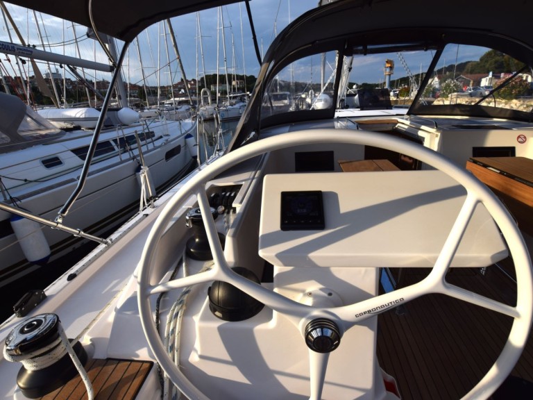 Yacht charter Pula cheap Bavaria C45