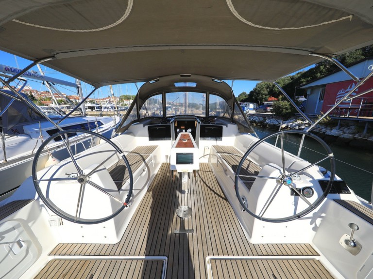 Boat rental Dufour Dufour 382 Grand Large in Pula on Samboat