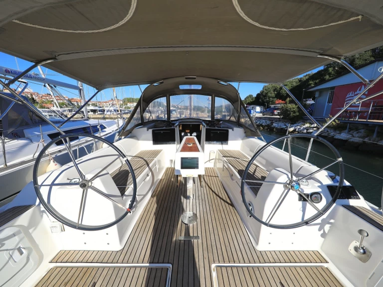 Boat rental Dufour Dufour 382 Grand Large in Pula on Samboat