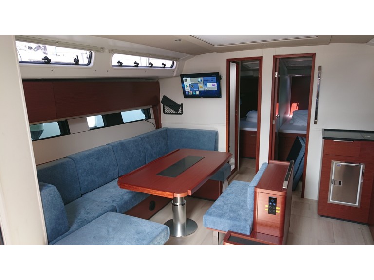 Sailboat rental with or without captain Hanse Medulin