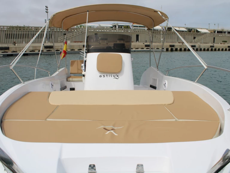 Bareboat Rental Motorboat Astilux with a boat licence
