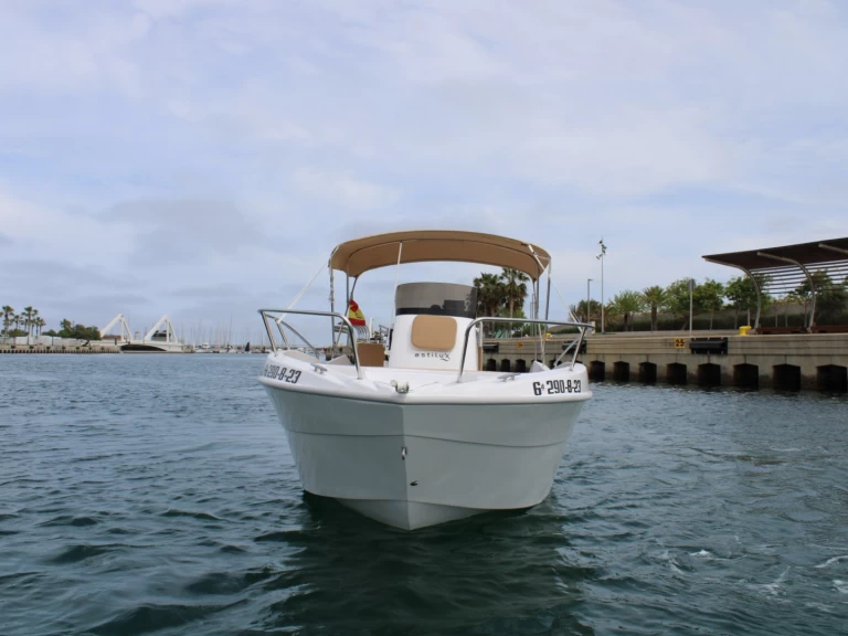 Bareboat Rental Motorboat Astilux with a boat licence