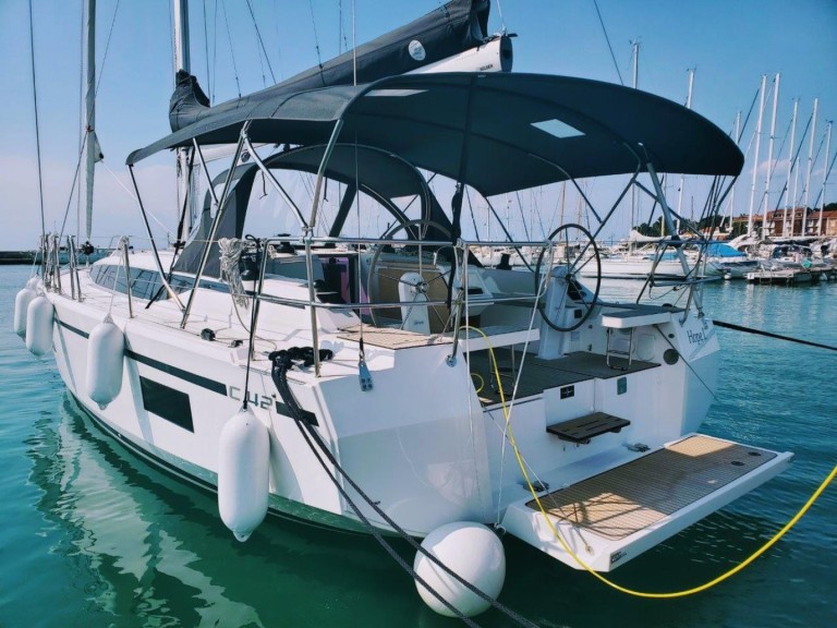 Sailboat for rent Izola at the best price