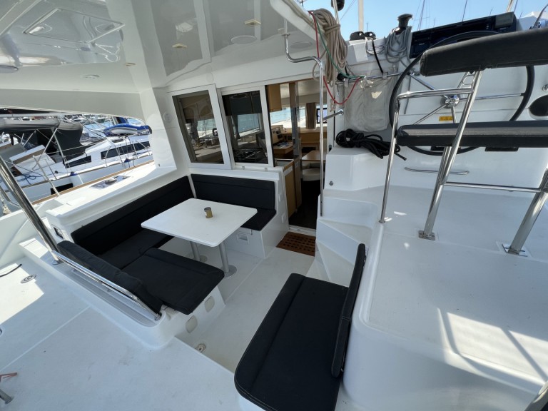 Rent a Lagoon Lagoon 39 Pula