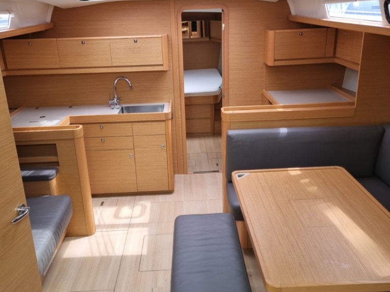 Yacht charter Marseille cheap Dufour 460 Grand Large