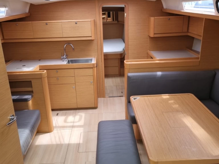 Yacht charter Marseille cheap Dufour 460 Grand Large