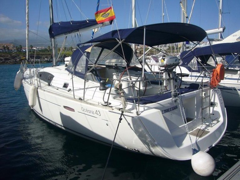 Bareboat Rental Sailboat Bénéteau with a boat licence