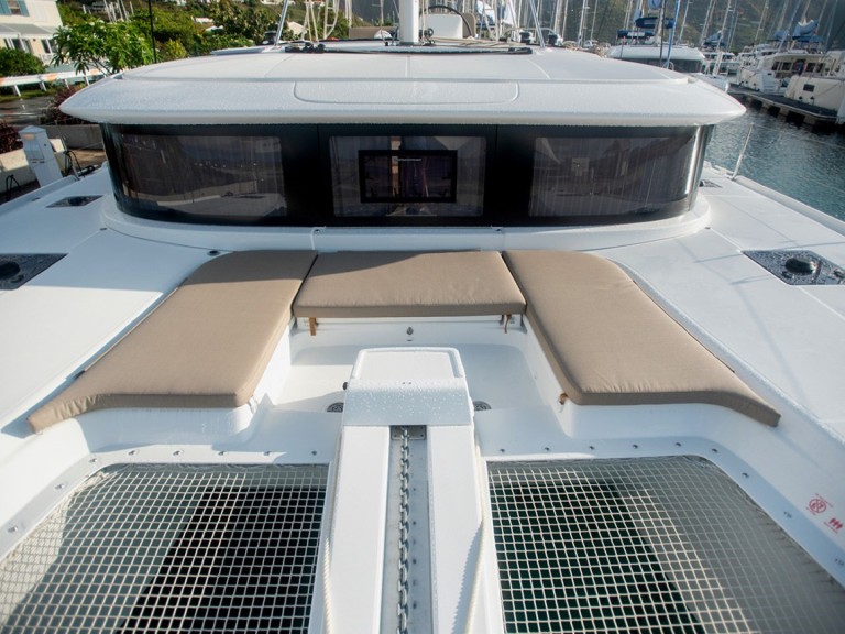 Yacht charter Road Town cheap Lagoon 46