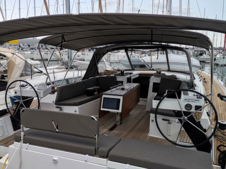 Rent a Dufour Dufour 470 Sukošan