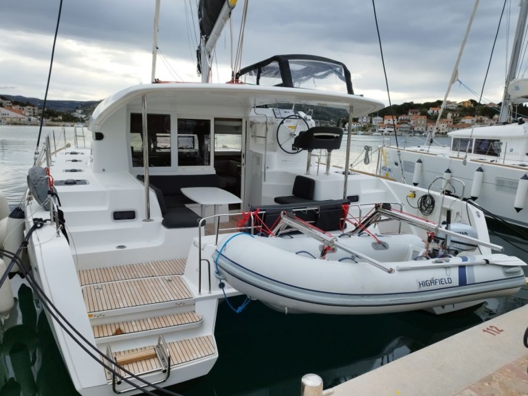 Yacht charter Rogoznica cheap Lagoon 40