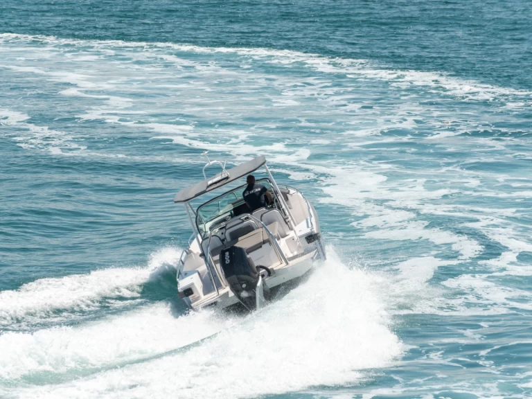 Bareboat Rental Motorboat Axopar with a boat licence