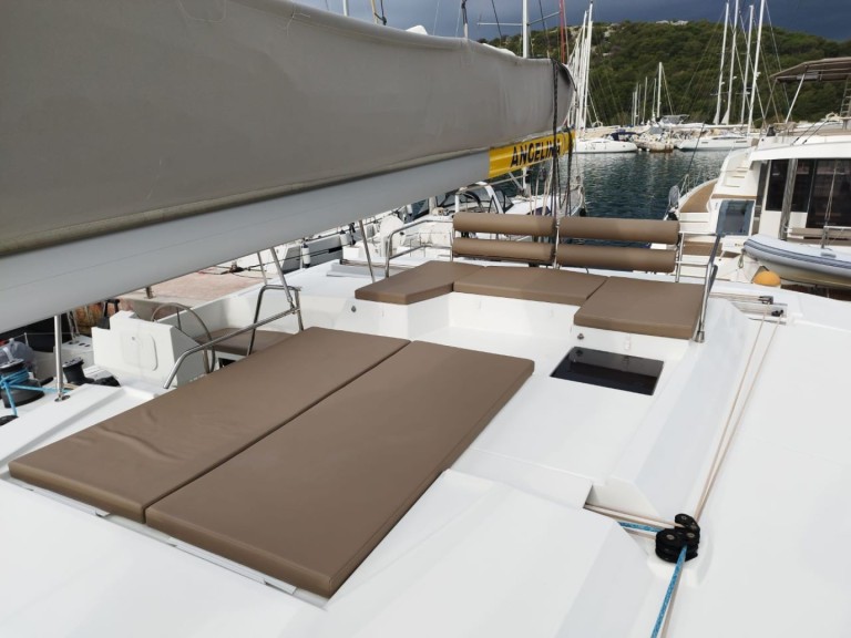 Fountaine Pajot Saona 47 in Rogoznica on SamBoat