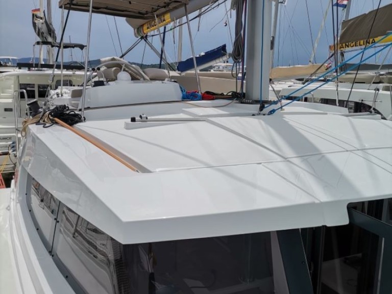 Catamaran rental in Šibenik - Bali Bali 4.2