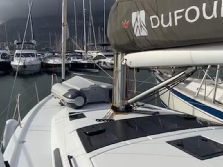 Bareboat Rental Sailboat Dufour with a boat licence
