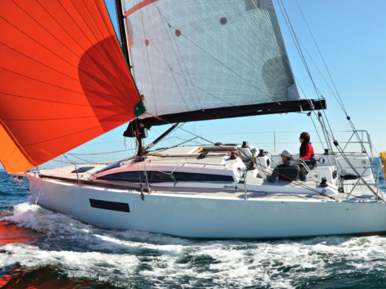 Yacht charter La Trinité-sur-Mer cheap RM 970