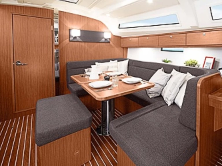 Rent a Bavaria Cruiser 41 Flensburg