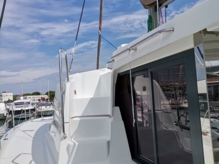 Catamaran rental in Šibenik - Bali Bali 4.2