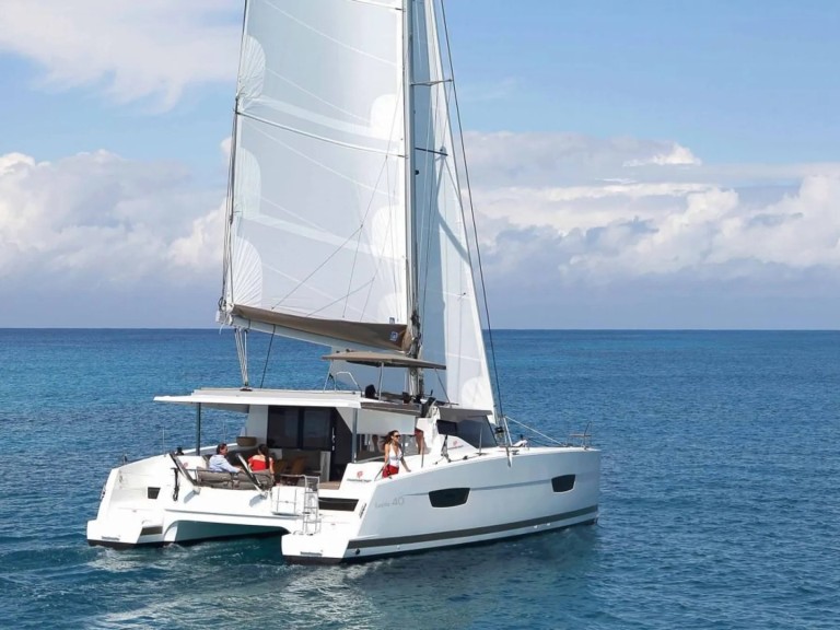 Yacht charter Cogolin cheap Lucia 40